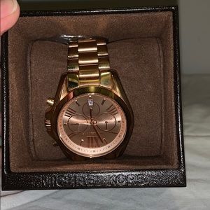 SALE🎉Michael Kors Watch Rose Gold